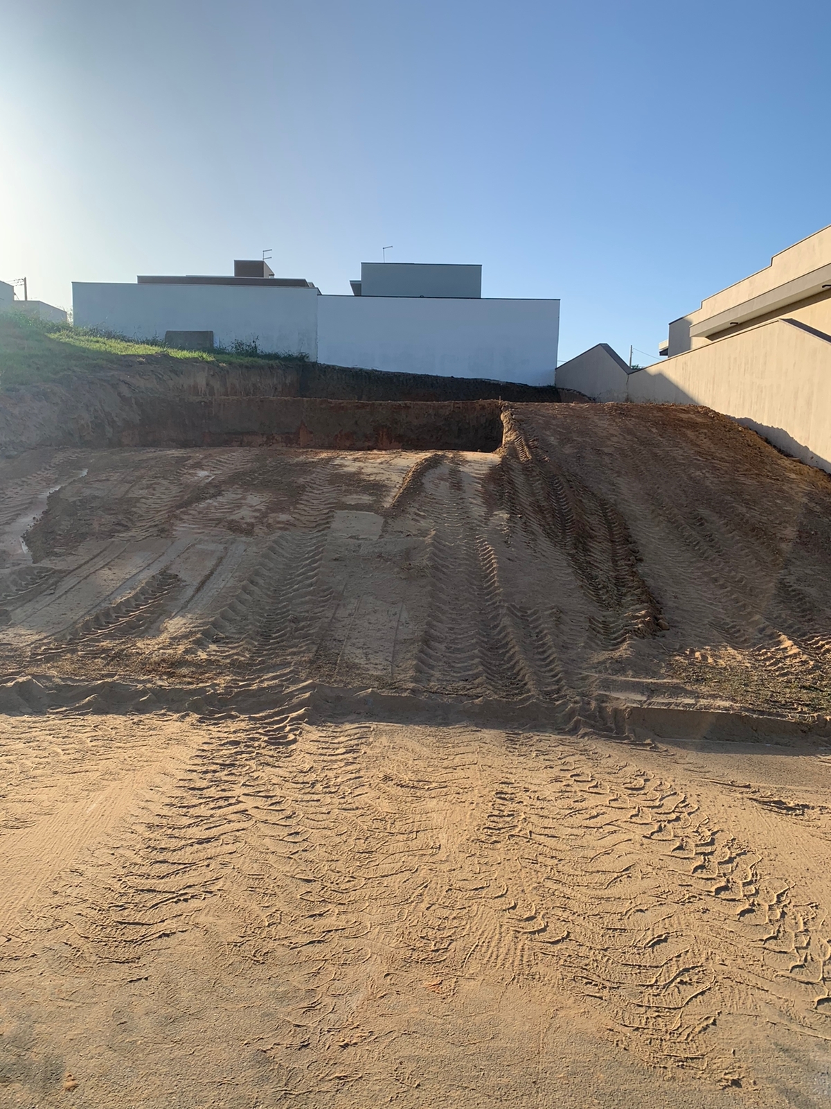 Serviços de Terraplanagem Depósito Bento